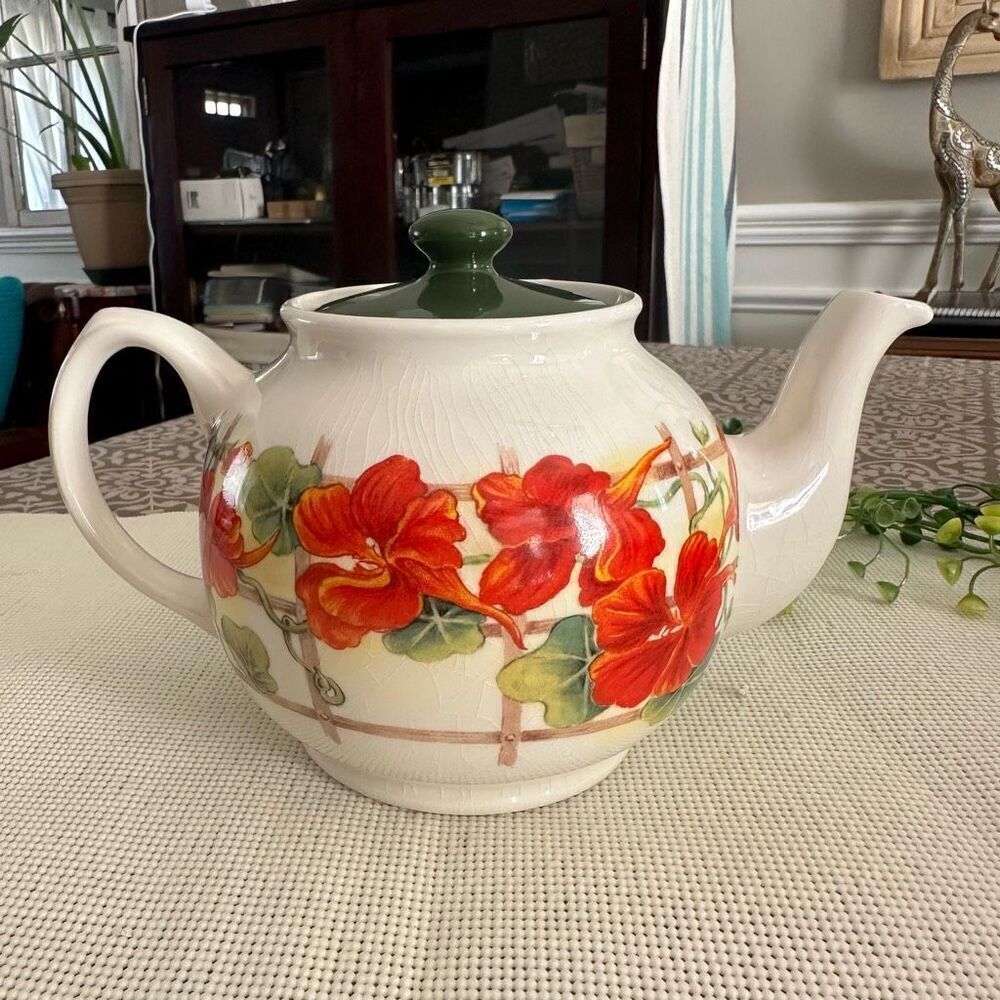 Sadler Made in England Hibiscus‎ Floral Design Teapot Vintage